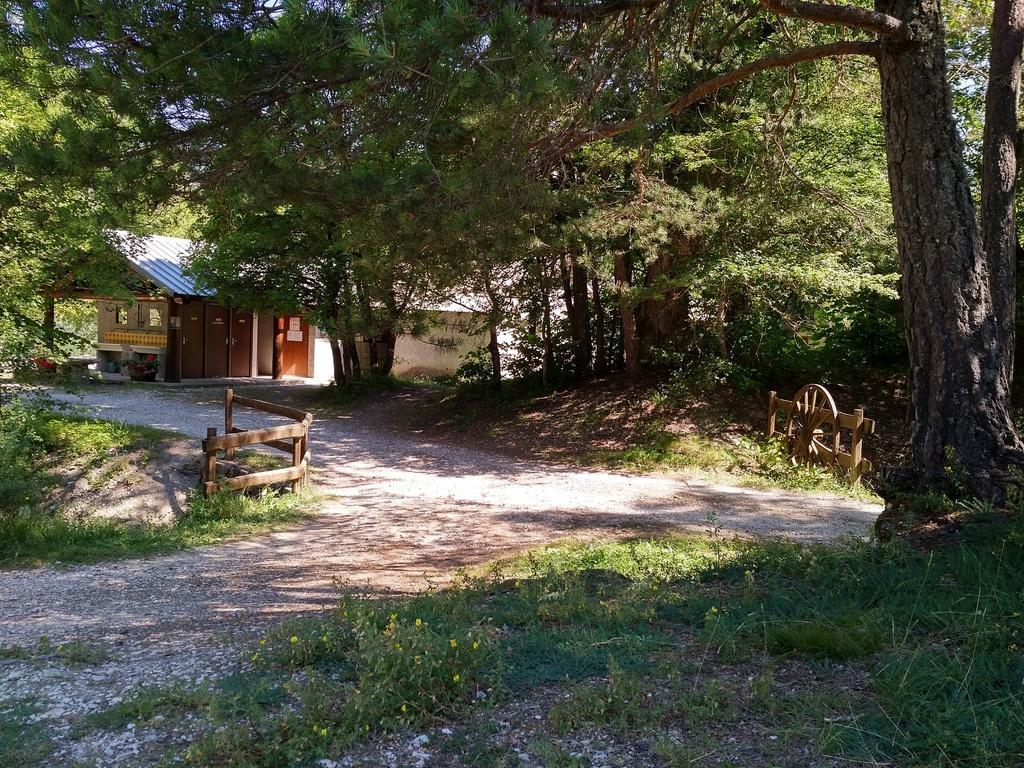 Camping Du Villard Thorame-Basse Exteriör bild